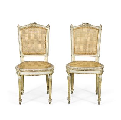 A Pair of Chairs, - Anitiquariato e mobili