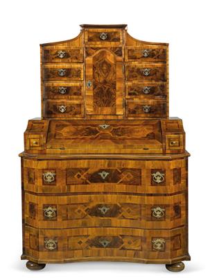 A Tabernacle Writing Cabinet, - Starožitnosti a nábytek