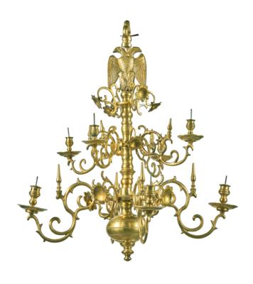 A Small Baroque Brass Chandelier, - Nábytek, starožitnosti, sklo a porcelán