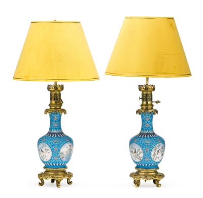 A Pair of Large Table Lamps - Nábytek, starožitnosti, sklo a porcelán
