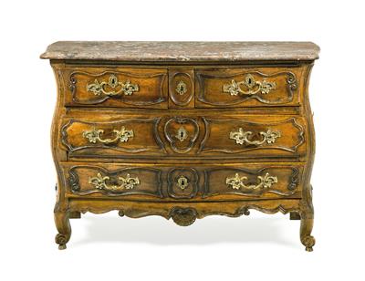 A Provincial Baroque Chest of Drawers, - Nábytek, starožitnosti, sklo a porcelán