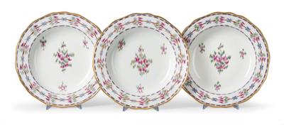 3 Soup Plates with “Chintz Pattern”, Imperial Manufactory, Vienna 1785, - Nábytek, starožitnosti, sklo a porcelán