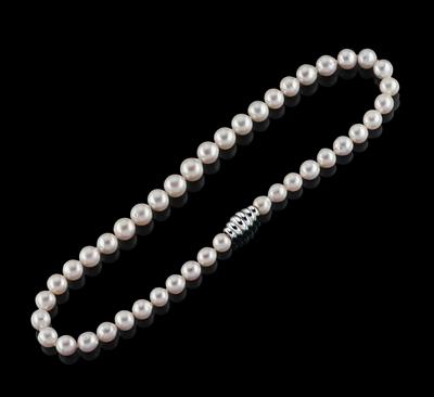 A South Sea Cultured Pearl Chain - La collezione Edita Gruberová