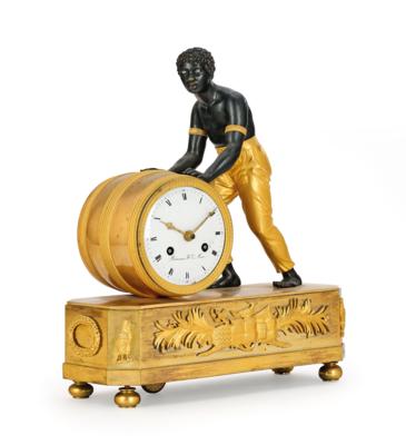 An Ormolu “Au bon Sauvage” Mantel Clock “Bienaimé Hger. à Miens”, - Mobili; oggetti d'antiquariato; vetro e porcellana