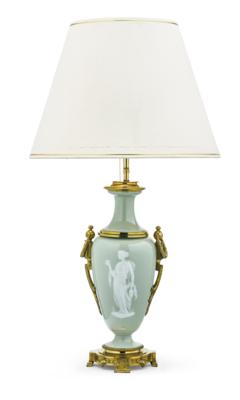 An Elegant Table Lamp, - Furniture; works of art; glass and porcelain
