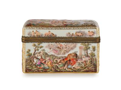 A Porcelain Box with Cover in “Capodimonte Style”, Meissen Late 19th Century, - Furniture; works of art; glass and porcelain