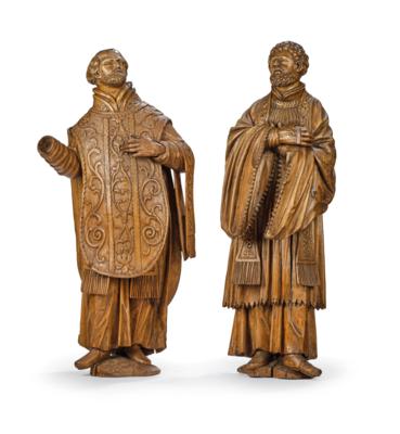 Two Sacred Priests, - Mobili; oggetti d'antiquariato; vetro e porcellana