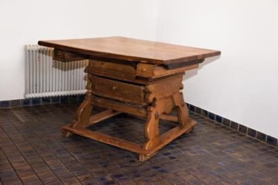 Bäuerlicher Tisch, - Eine Steirische Sammlung  I