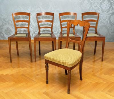 A Set of 4 Provincial Biedermeier Chairs, - Una Collezione dalla Stiria I