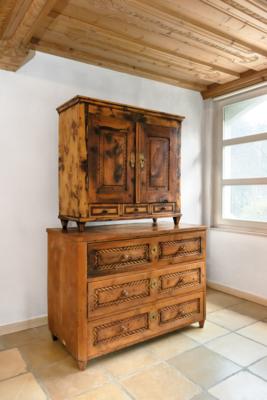A Rustic Cabinet on Chest in Josephinian Style, - Una Collezione dalla Stiria II