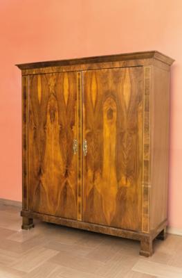 A Biedermeier Cabinet, - Una Collezione dalla Stiria II