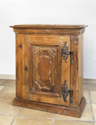 A Small Provincial Cabinet in Baroque Style, - Una Collezione dalla Stiria II