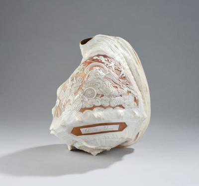 A Shell with a Cupid and Venus Carving, - Una Collezione dalla Stiria II
