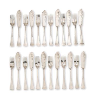 A Fish Cutlery Set for 12 Persons, from Budapest, - Una Collezione Viennese