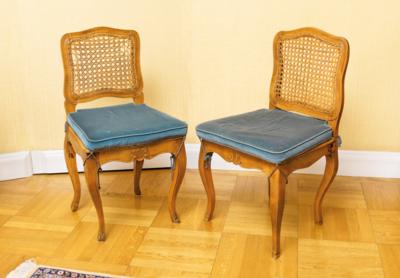 A Pair of Small Baroque Chairs, - Una Collezione Viennese