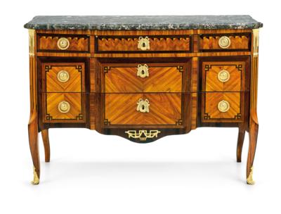 A French Salon Chest of Drawers, - Mobili e anitiquariato, vetri e porcellane