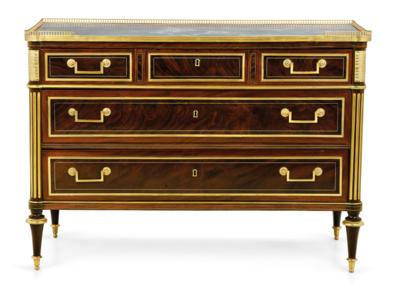 A Salon Chest of Drawers, - Furniture, Works of Art, Glass & Porcelain