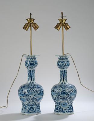 Paar Lampenfüße i. Delfter Dekor, - Eine Wiener Sammlung II