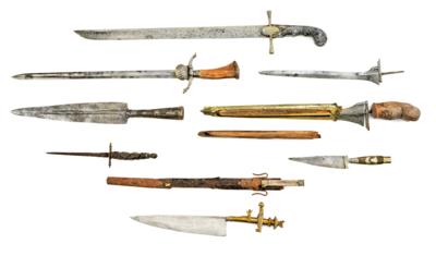 A Mixes Lot of 9 Weapons: - Una Collezione Viennese II