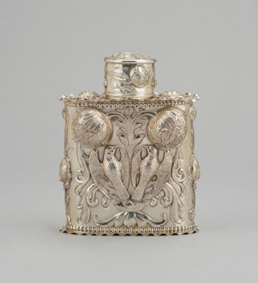 A Historicist Tea Caddy, - Una Collezione Viennese III