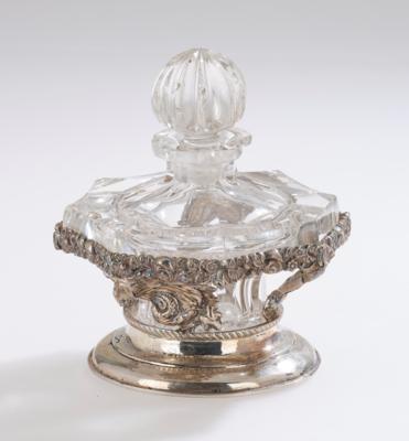 A Viennese Biedermeier Flask with Silver Mount, - Vídeňská Sbírka III