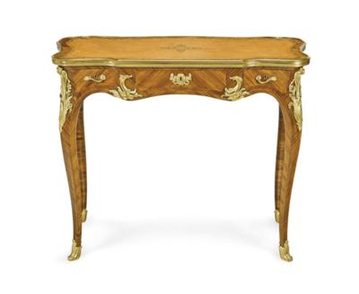A Lady’s Desk or Salon Table, - Nábytek, starožitnosti, sklo a porcelán