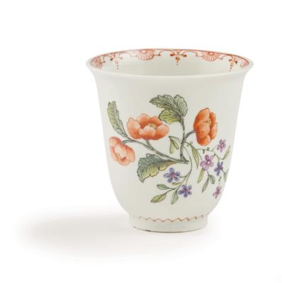 A Du Paquier Cup, Vienna c. 1725/30, - Furniture, Works of Art, Glass & Porcelain