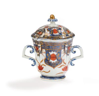 A Du Paquier Covered Jar, Vienna c. 1730/35, - Mobili e antiquariato, vetri e porcellane