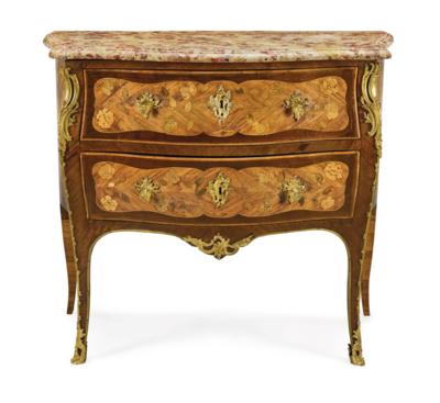 A Small Louis XV Chest of Drawers, - Furniture, Works of Art, Glass & Porcelain