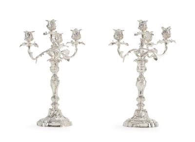 A Pair of Silvered Bronze Candelabra in Louis XV Style, - Nábytek, starožitnosti, sklo a porcelán