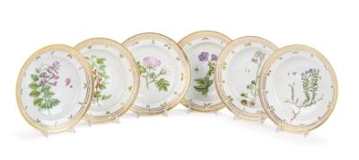 Six Flora Danica Soup Plates, Royal Copenhagen, 1979–91, - Nábytek, starožitnosti, sklo a porcelán