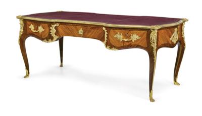 An Unusually Large Bureau Plat in Louis XV Style, - Nábytek, starožitnosti, sklo a porcelán