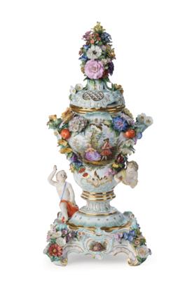 “Potpourri with Amorettes”, Meissen, Second Half of the 19th Century, - Nábytek, starožitnosti, sklo a porcelán