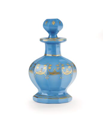 An Agatin Scent-Bottle with Stopper, Buquoy‘sche Hütte, Georgenthal or Silberberg, South Bohemia, c. 1835, - Furniture, Works of Art, Glass & Porcelain