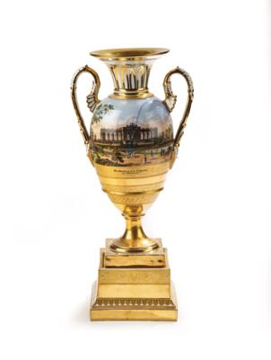 A Veduta Vase on a Base (Schönbrunn Palace and Gloriette), Imperial Porcelain Manufactory, Vienna 1829, - Mobili e anitiquariato, vetri e porcellane