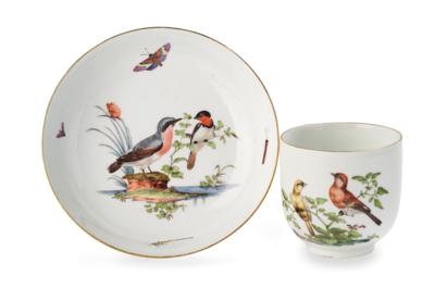 A Cup and Saucer with Bird Decor, Meissen 1760/70 - Mobili e anitiquariato, vetri e porcellane