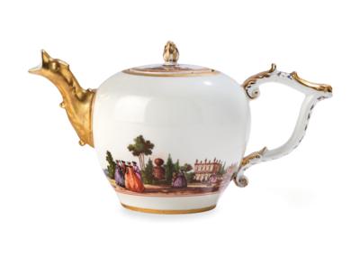 Teekanne mit Kauffahrtei und Watteau Dekor, Meissen um 1735–40 - Möbel, Antiquitäten, Glas & Porzellan