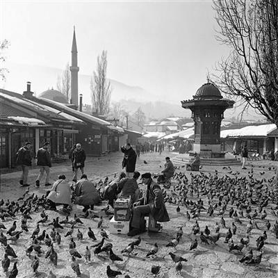 Kurt KAINDL, Reise zu den Sepharden, Im Bazar von Sarajevo, 1999 - Charity-Kunstauktion zugunsten SOS MITMENSCH