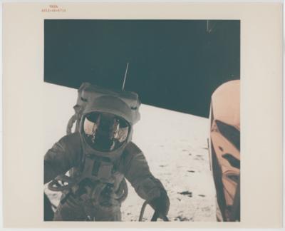 Alan Bean (Apollo 12) - The Beauty of Space - Iconic Photographs of Early NASA Missions