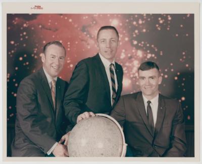 NASA (Apollo 13) - The Beauty of Space - Iconic Photographs of Early NASA Missions