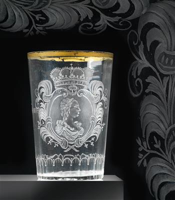 Glass depicting Empress Maria Theresia as Queen of Hungary, - Casa Imperiale e oggetti d'epoca