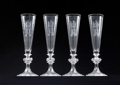 4 champagne flutes from royal ownership, - Rekvizity z císařského dvora