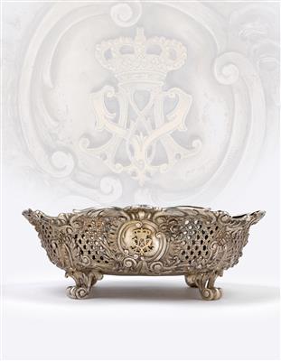 Archduchess Marie Valerie – large jardiniere, - Imperial Court Memorabilia and Historical Objects