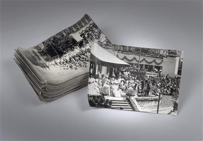 Emperor jubilee procession 1908 - bundle of photos, - Rekvizity z císařského dvora