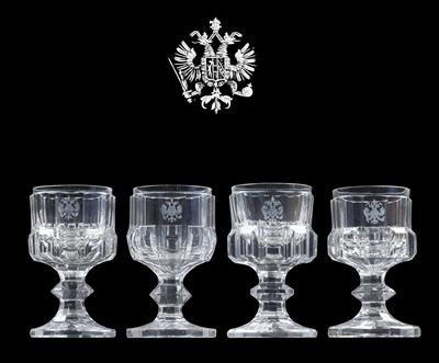 Imperial Austrian Court – 4 chablis glasses from the Prismenschliffservice, - Rekvizity z císařského dvora