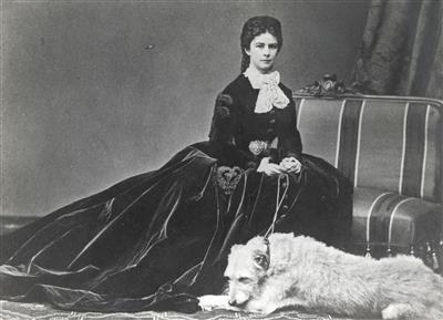 Empress Elisabeth of Austria, - Rekvizity z císařského dvora