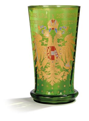 Vase mit kaiserlich österreichischem Doppeladler, - Kaiserhaus und Historika