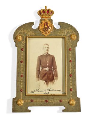 Archduke Heinrich Ferdinand - a presentation portrait in a sumptuous frame, - Rekvizity z císařského dvora