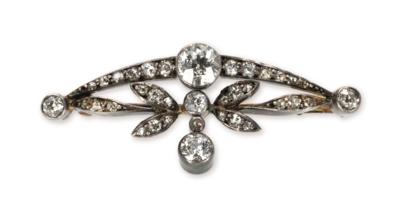 Empress Elisabeth of Austria - a gift brooch for her granddaughter Archduchess Elisabeth Marie (‘Erszi’), - Rekvizity z císařského dvora