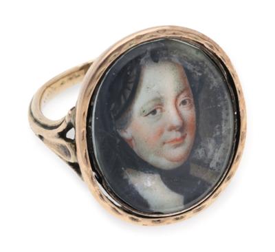 Ring with portrait miniature of Empress Maria Theresa, - Rekvizity z císařského dvora